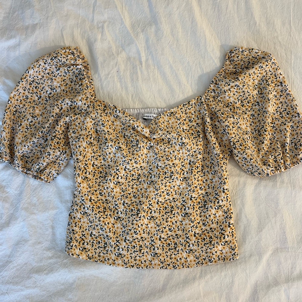 Abercrombie top